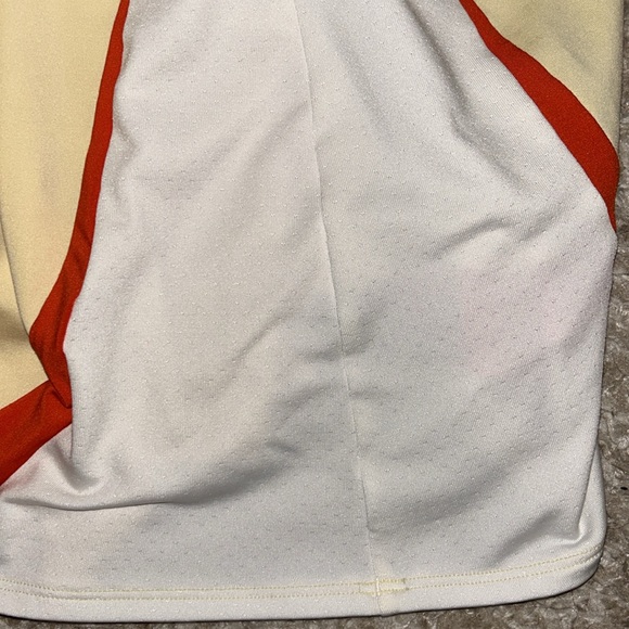 Under Armour Matching Skirt and Tank Activewear - Picture 10 of 10